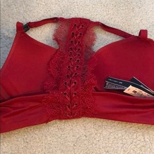 Victoria’s Secret Push Up Bra 32b